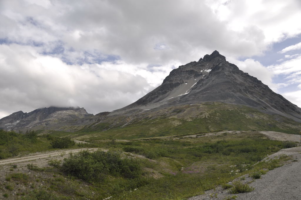 Nordseite vom Berg 'Three Guardsmen'